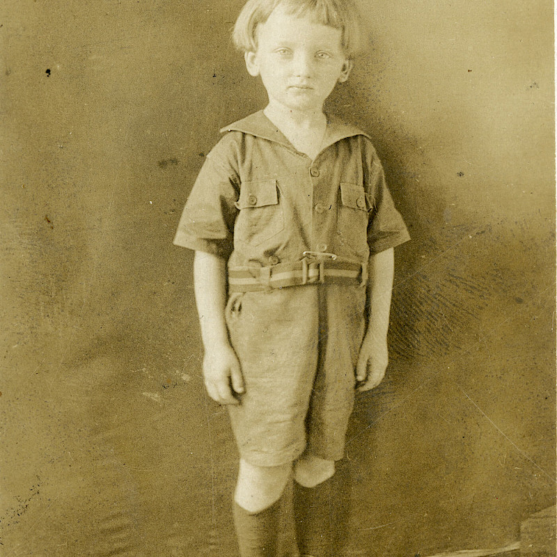 Ben, portrait, 1928
