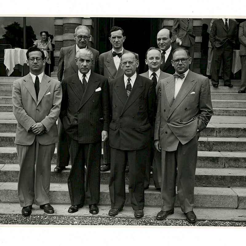 Ben (middle row, right) with the Hague delegation to The Claims Conference, 1951/1952